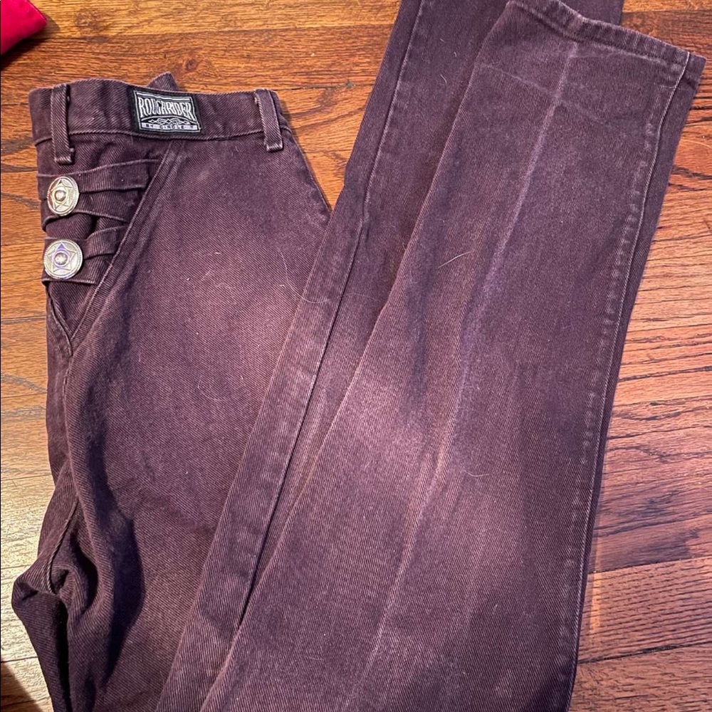 These fit like a 24, only been tried on.
